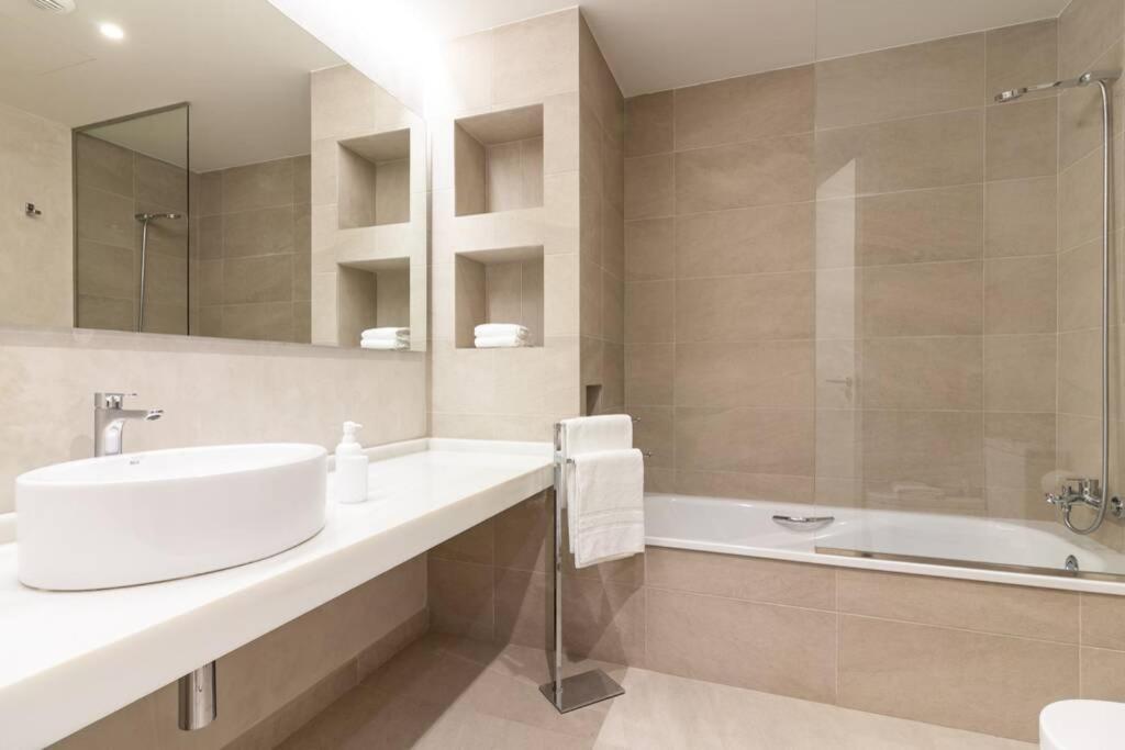 Miramar Luxury 2 Bedroom Freshapartments マラガ エクステリア 写真